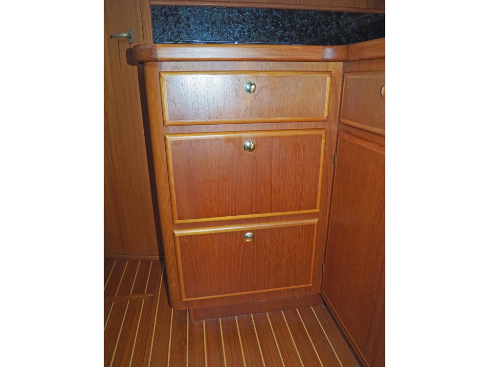 Fore ship, Accommodation